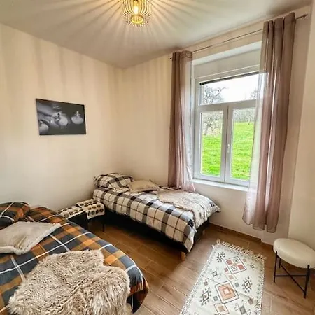 Cozy En Pleine Foret Apartment